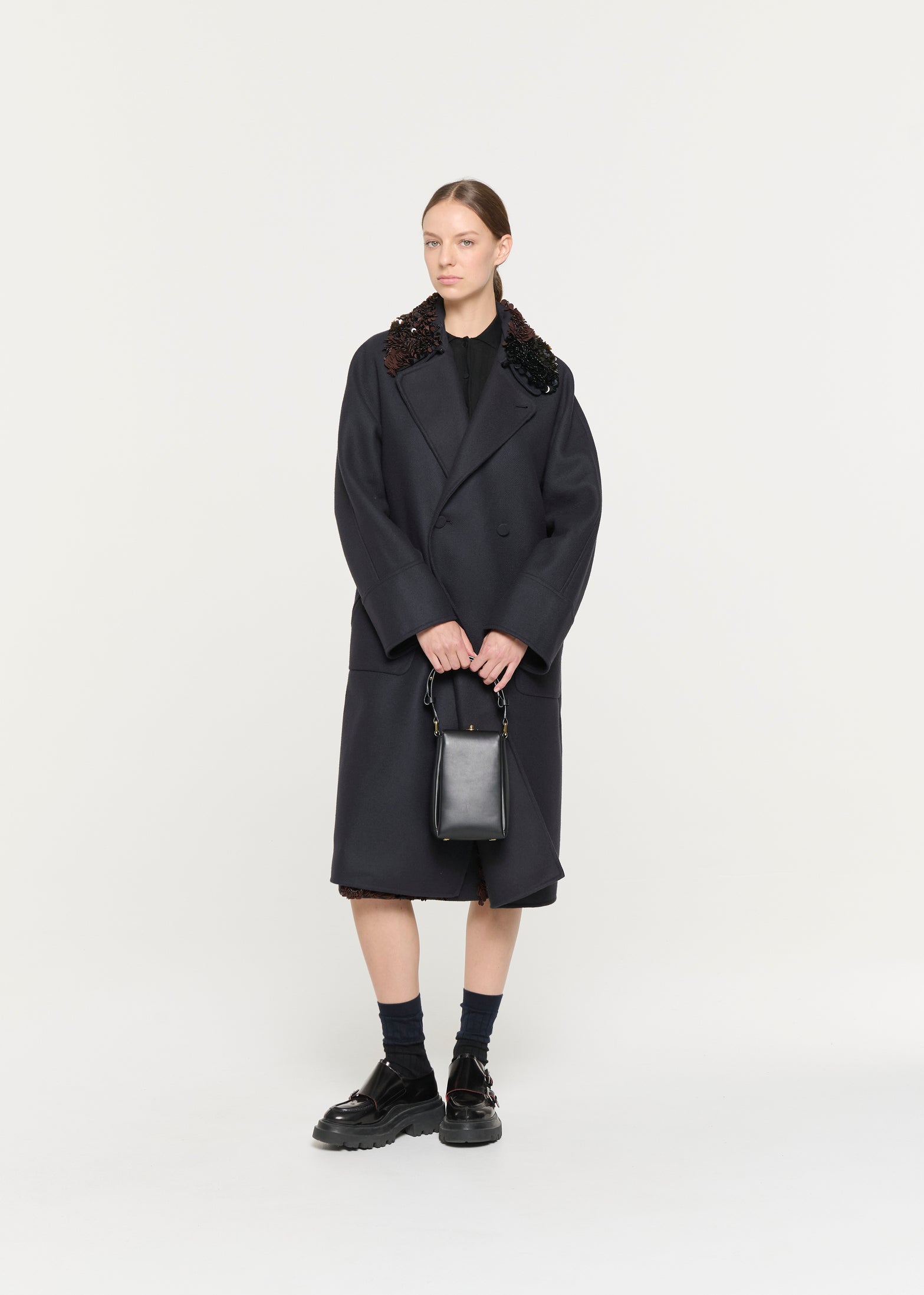 ダブルウール エンブロイダリ―カラーコート