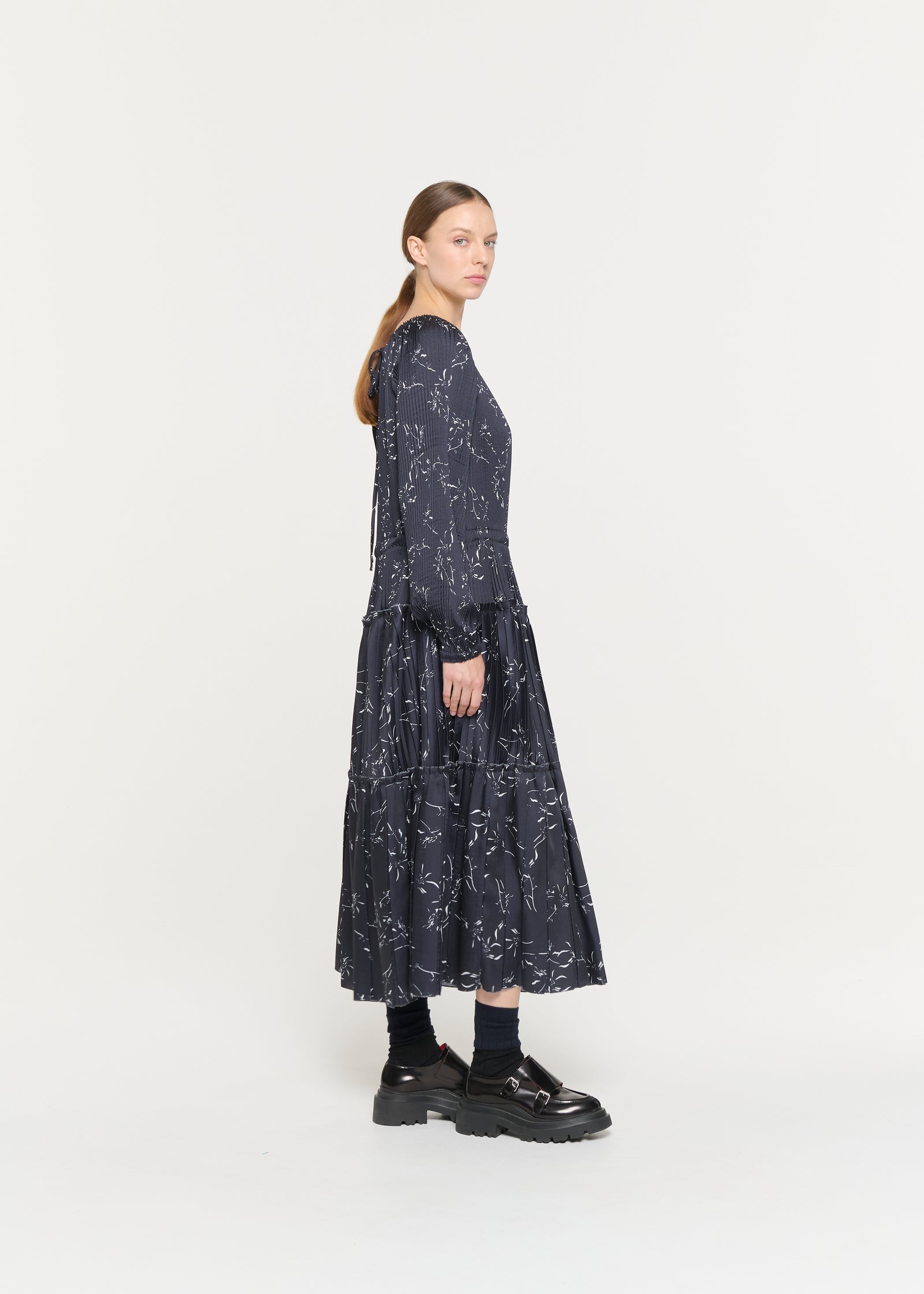 シアノタイプツイル ロングスリーブプリーツドレス