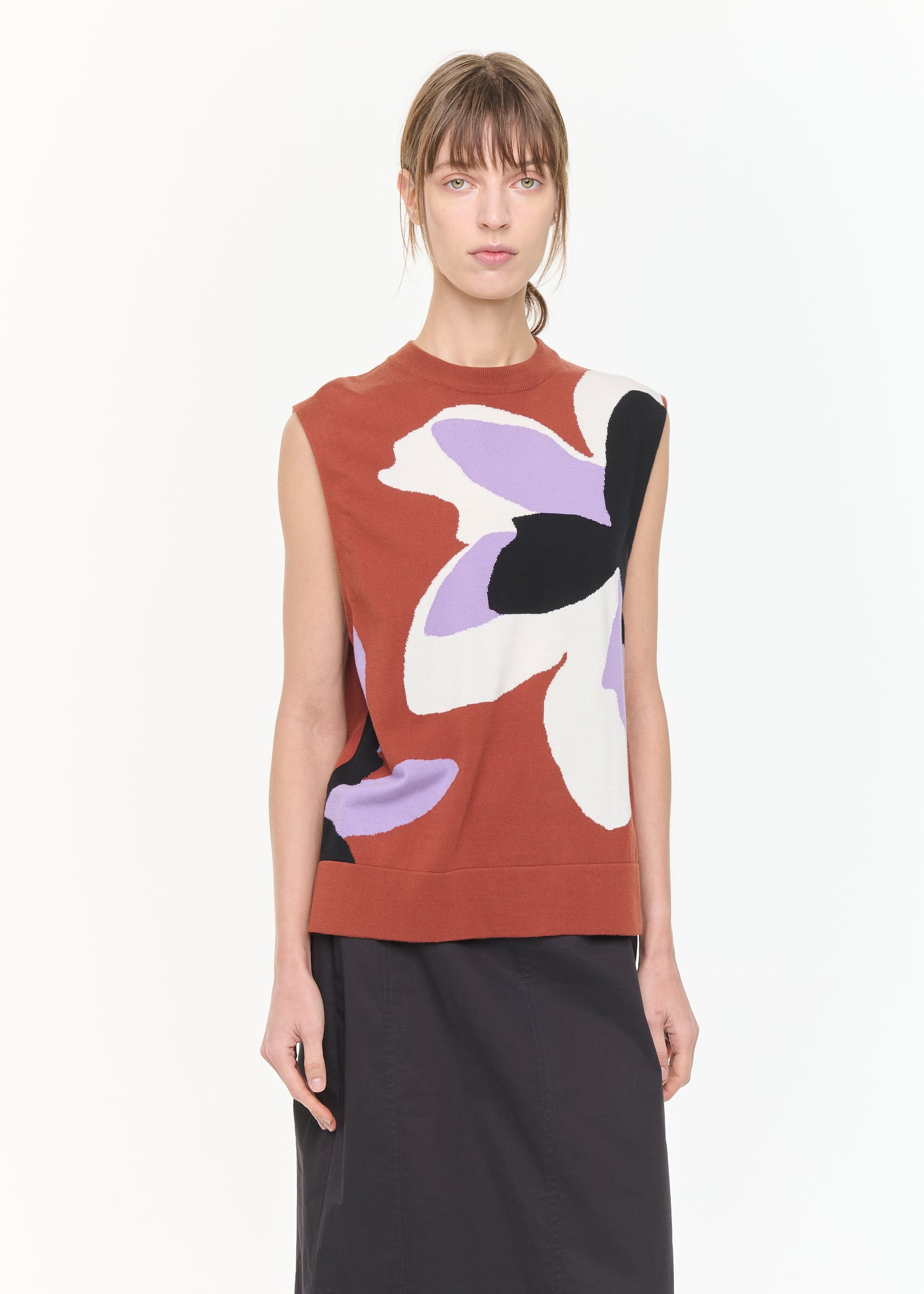 フラワーインターシャコットンベスト