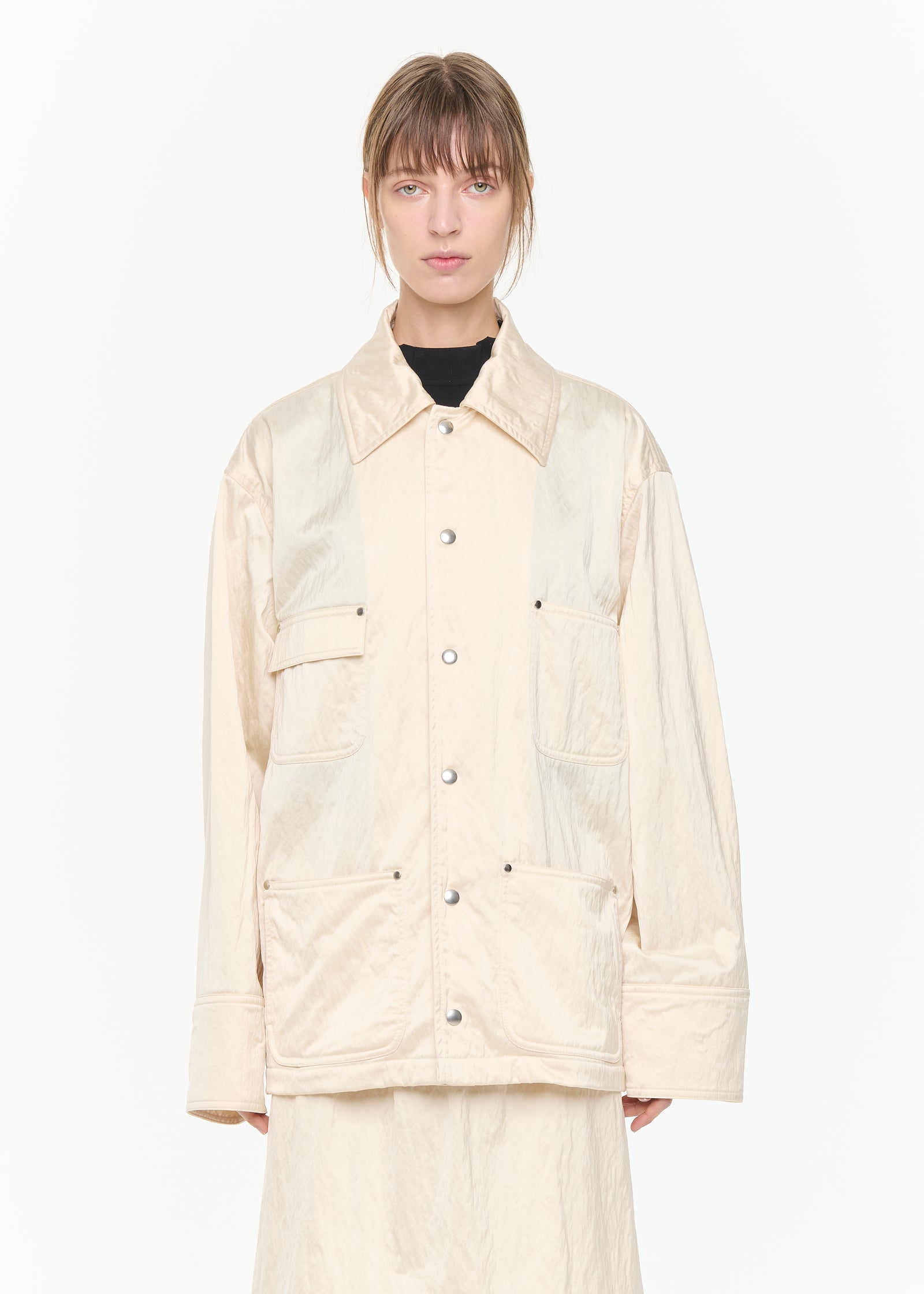 エッグホワイトナイロンジャケット