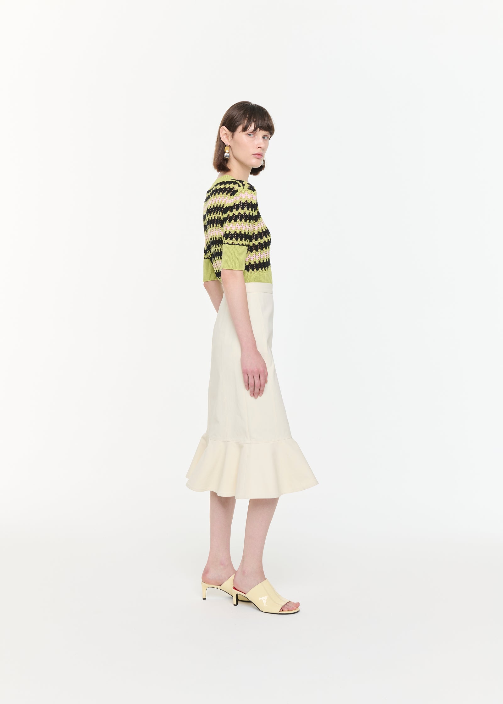 スパンコールヘムのミディスカート