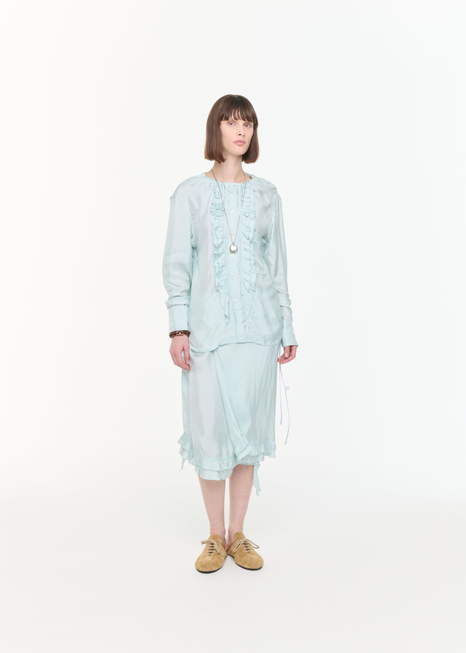 フリル付きライトビスコースシャツ