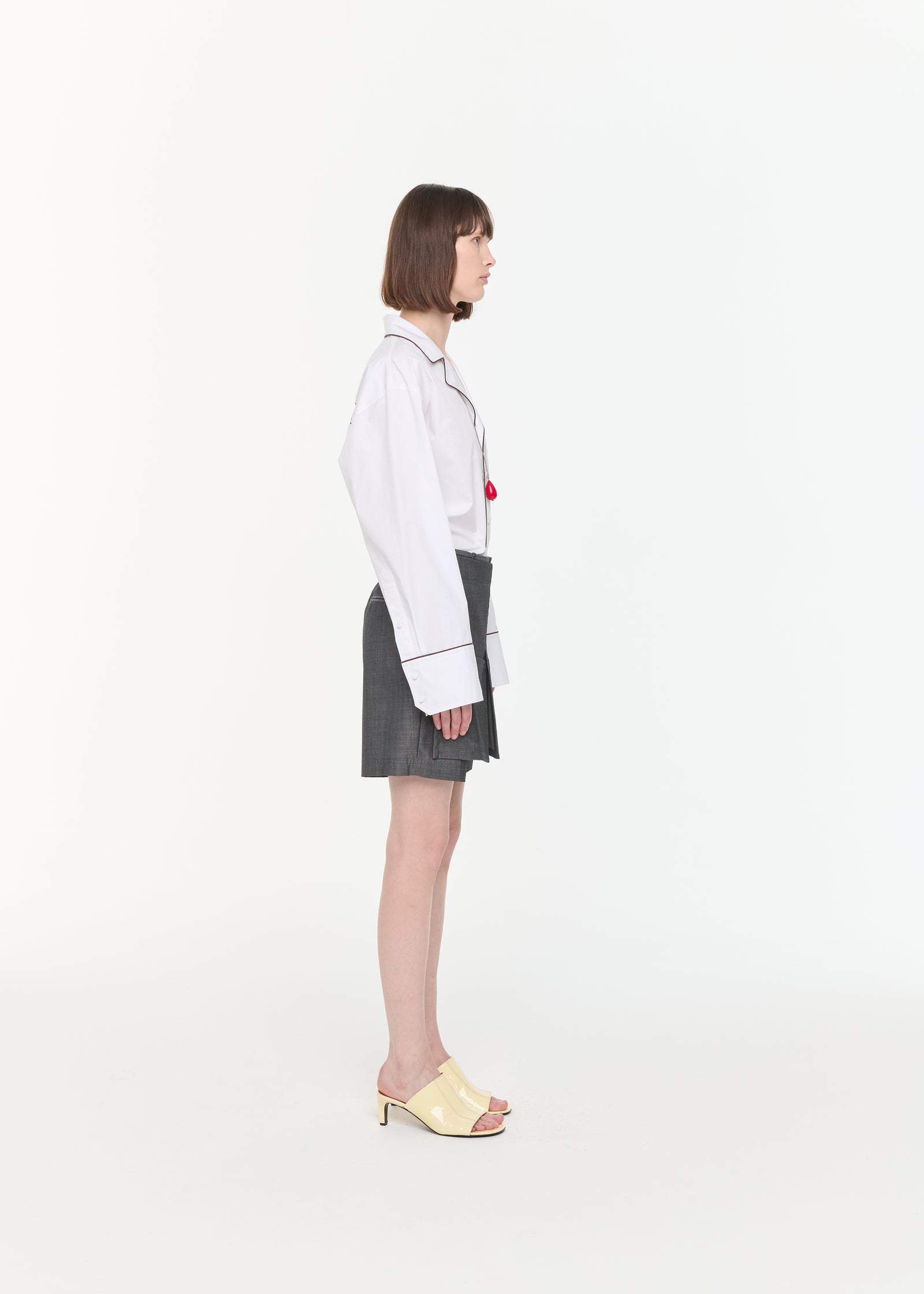 グレーメランジバミューダ