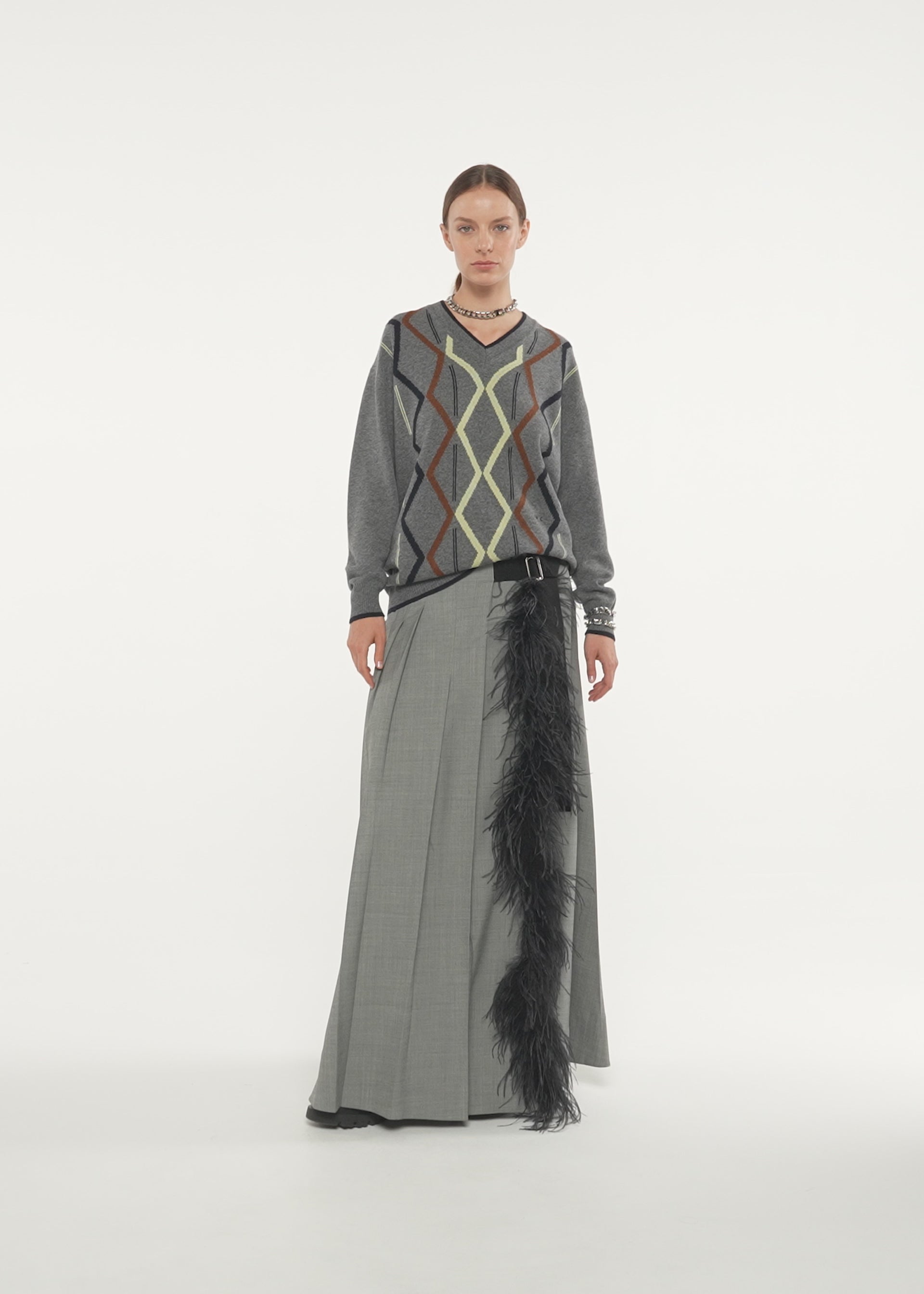 グリサイユ フェザー付きプリーツマキシスカート